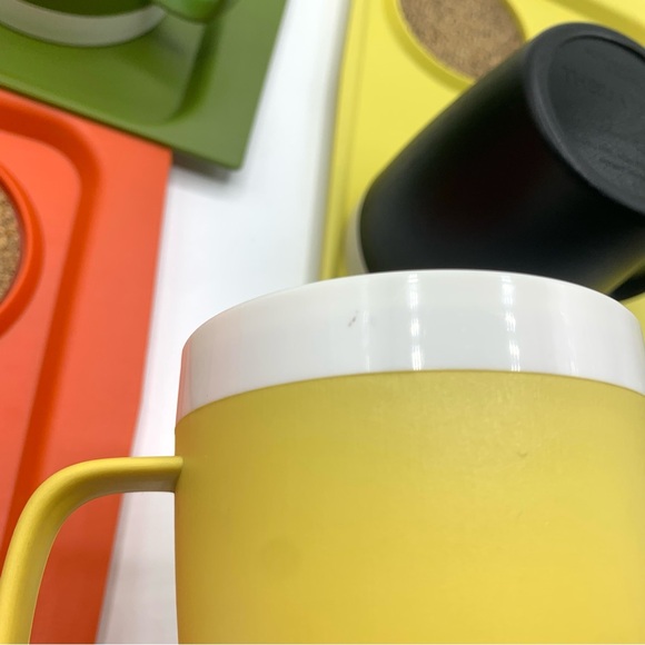 MCM Set of 4 Serving Snack Trays & Mugs ACCA Ware by David Douglas Vinta… - Picture 11 of 16